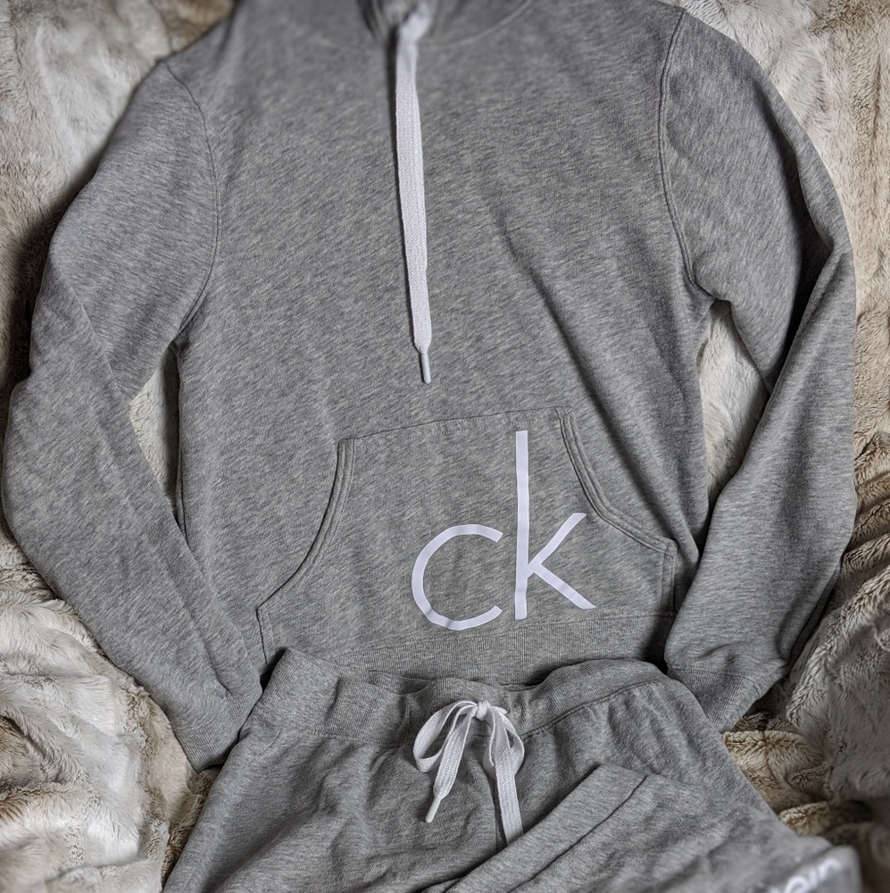 Calvin Klein lounge set